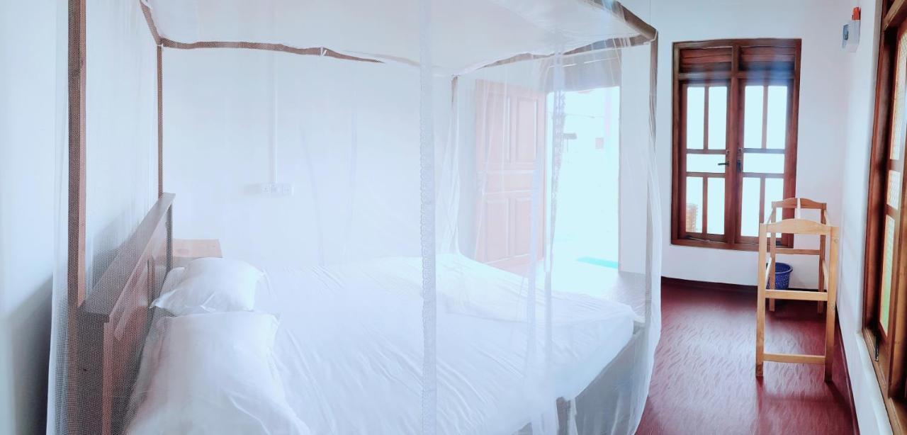 Exotic Beach Hotel Arugam Bay Buitenkant foto